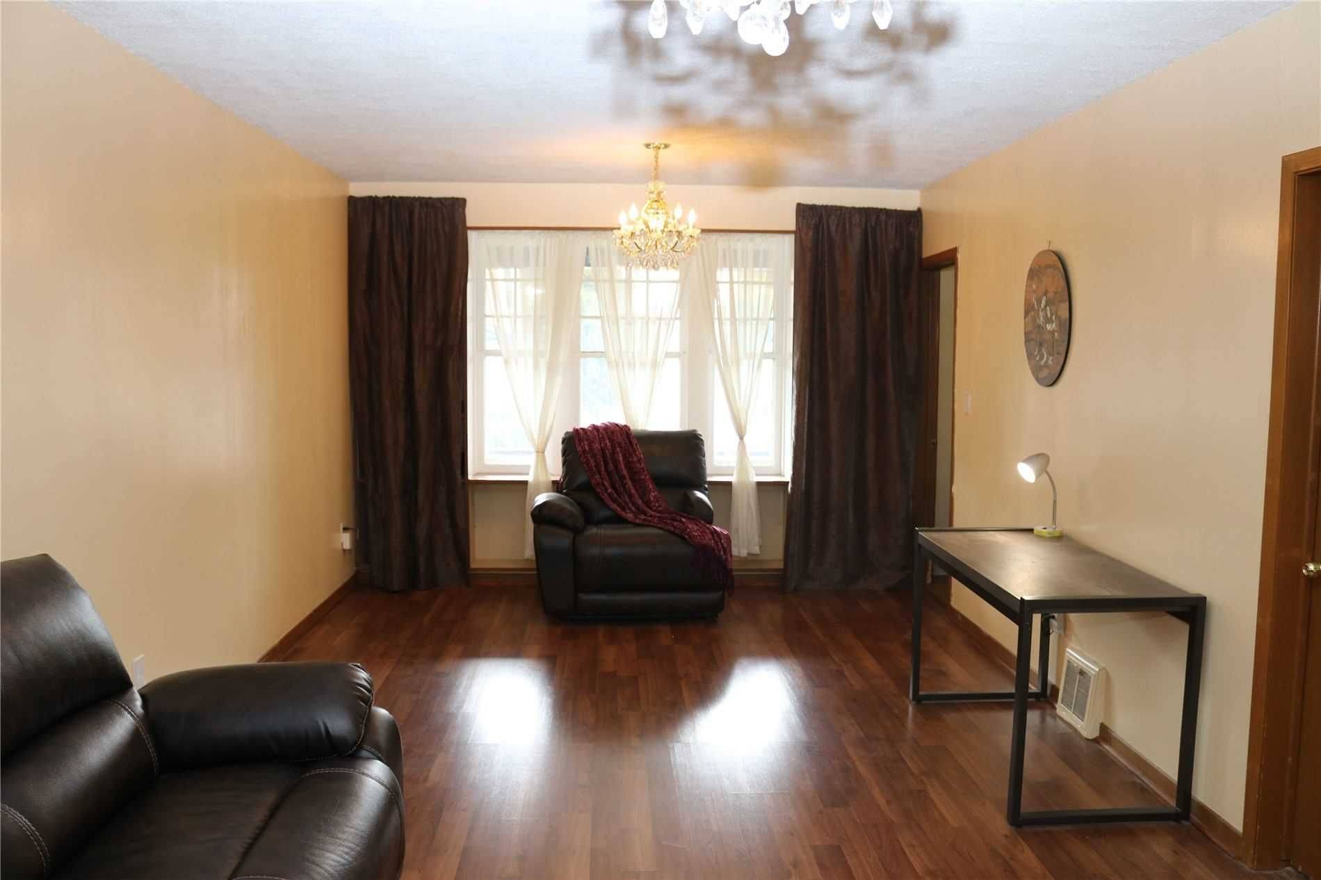 Niagara Falls, ON L2G 2B6,5991 Culp ST
