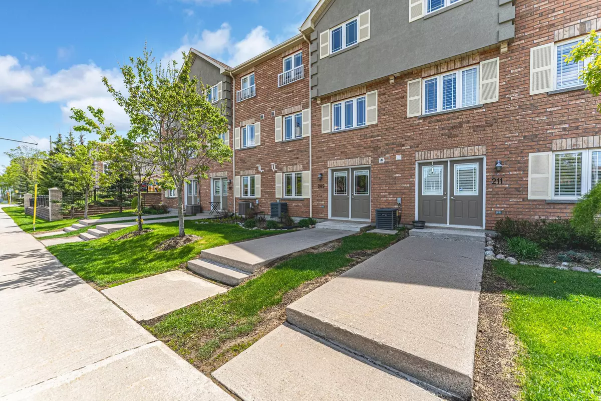 Barrie, ON L4N 9P8,209 Harvie RD #35