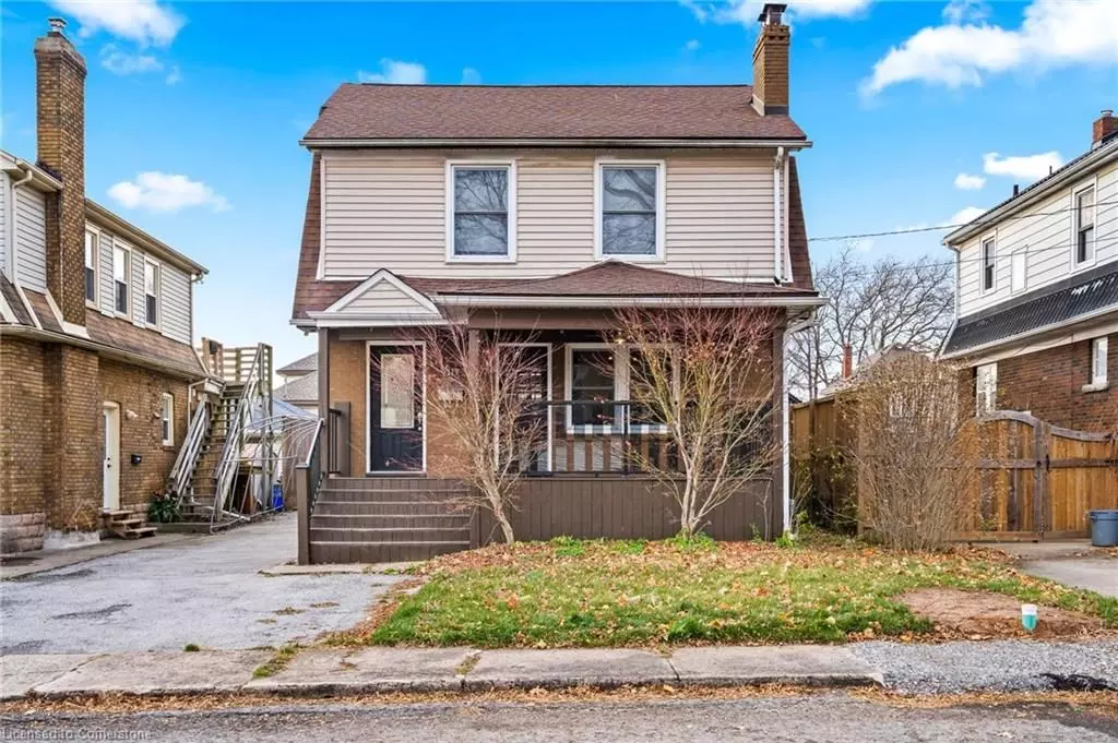 Niagara Falls, ON L2E 4M6,5317 Third AVE