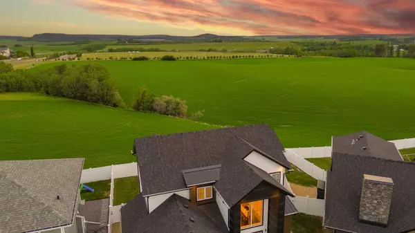 Lacombe, AB T4L 0K3,8 Cameron CT