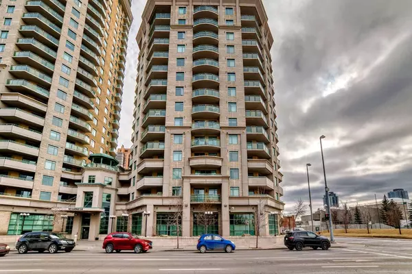 1121 6 AVE Southwest #1307, Calgary, AB T2P 5J4