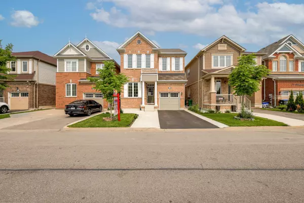Brampton, ON L7A 4T3,26 Troyer ST