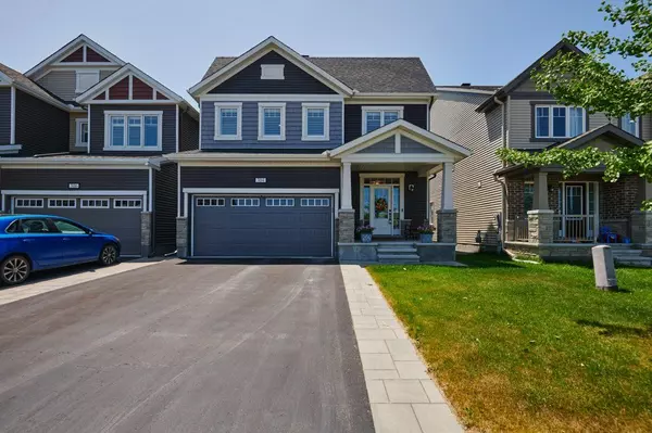 304 Ponderosa ST E, Kanata, ON K2V 0N4