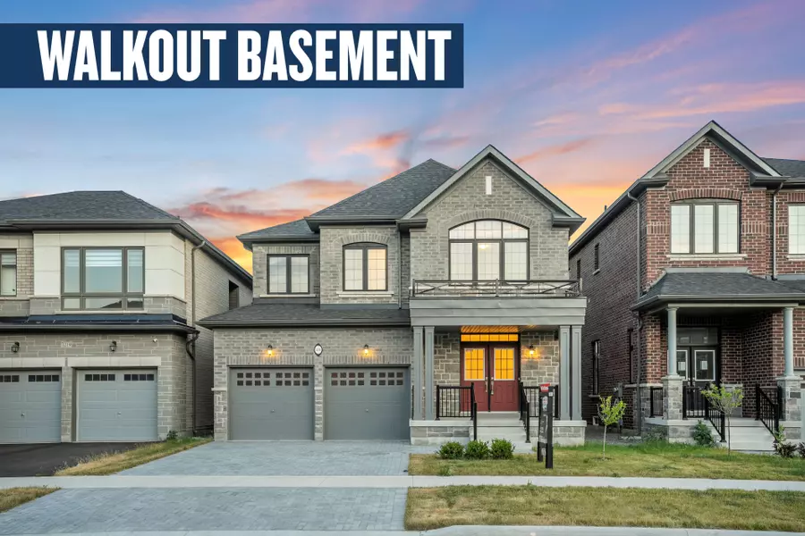 1215 Plymouth DR, Oshawa, ON L1L 0T4