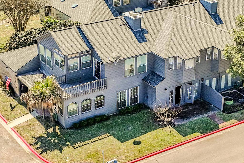 210 Oak Bay Dr #1202, Rockport, TX 78382