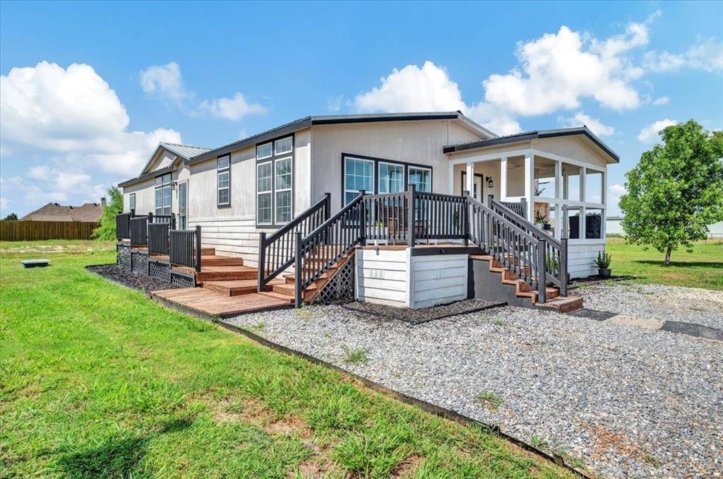 Lavon, TX 75166,11060 County Road 484