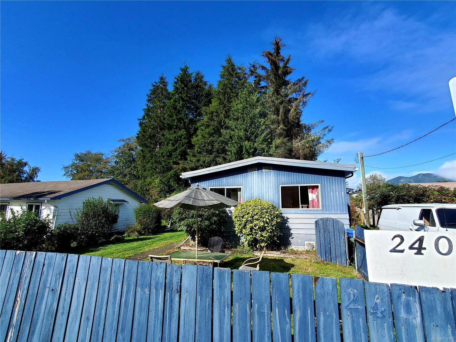 240 Campbell St, Tofino, BC V0R 2Z0
