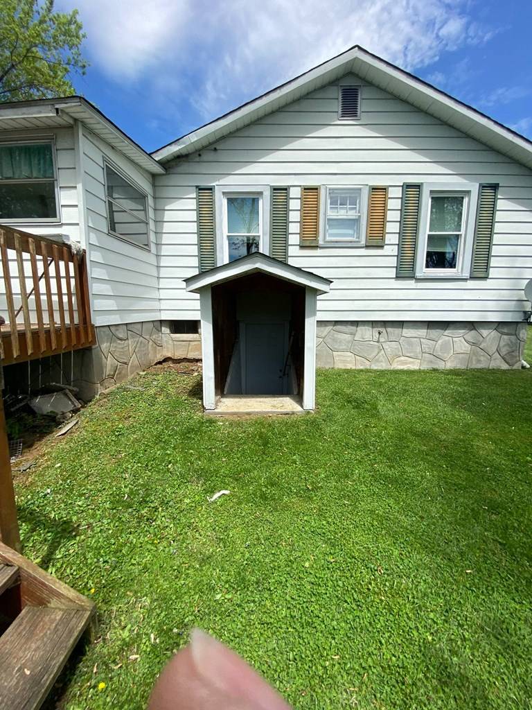North Tazewell, VA 24630,163 Hopkins Street
