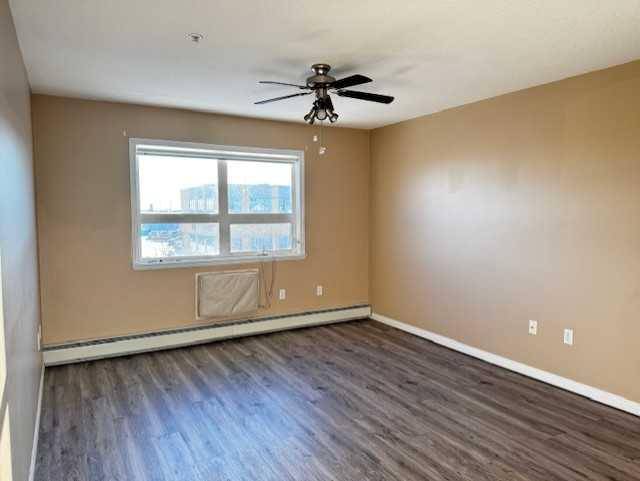 Grande Prairie, AB T8V 8G4,10402 111 ST #334