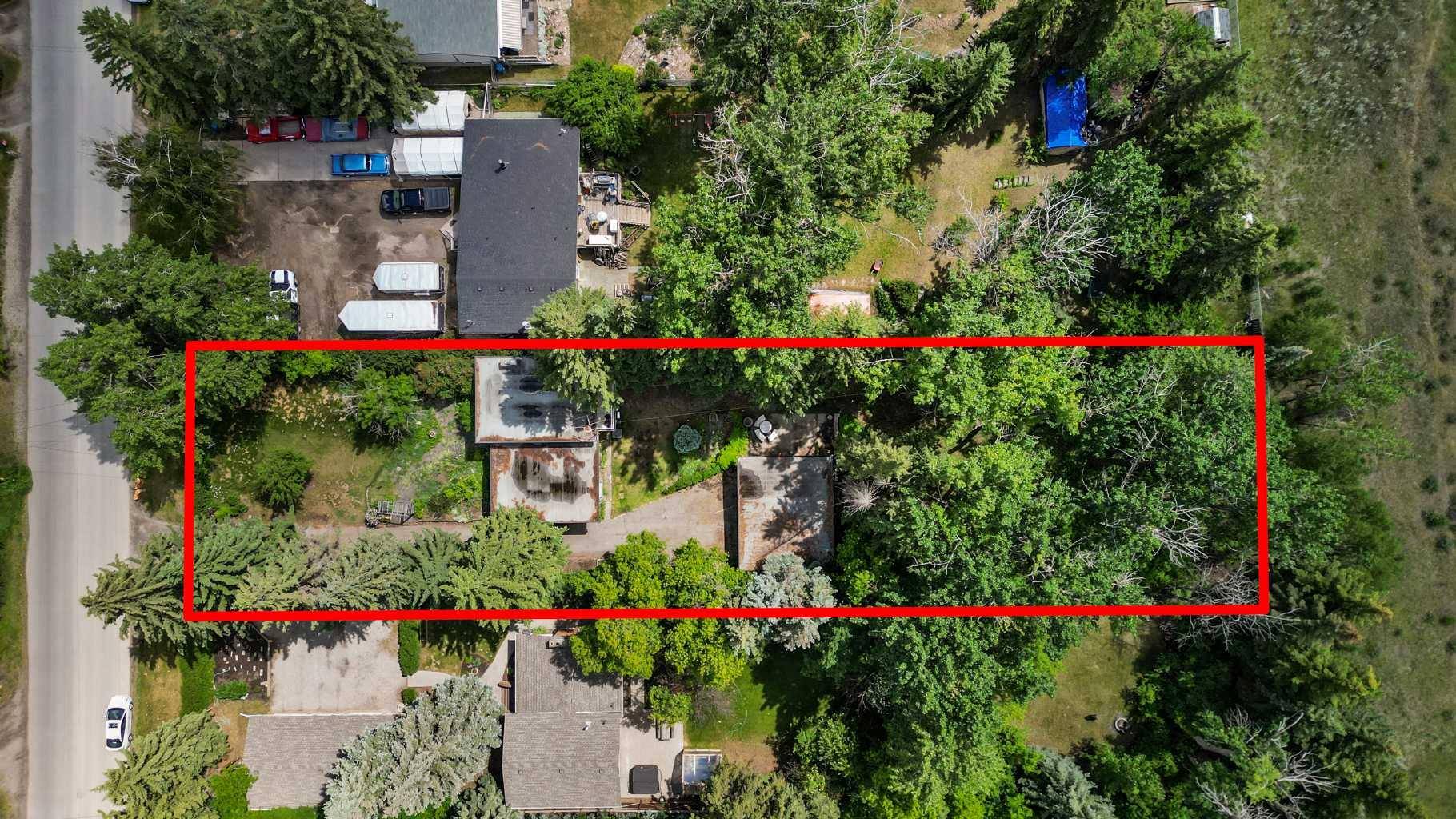 Calgary, AB T3B 2C9,6907 Bow CRES Northwest