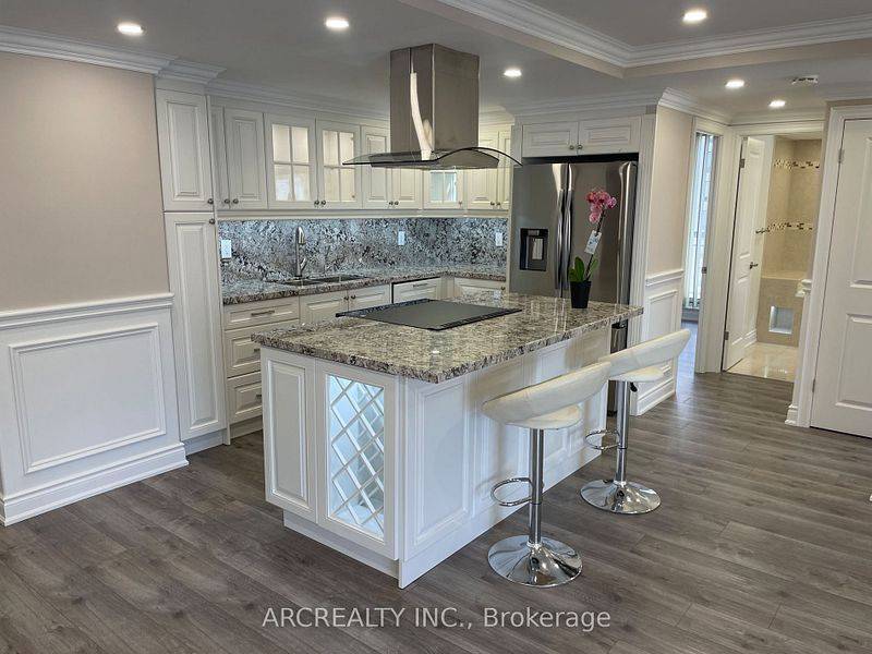 Toronto C07, ON M2R 3K1,1201 Steeles AVE W #1107