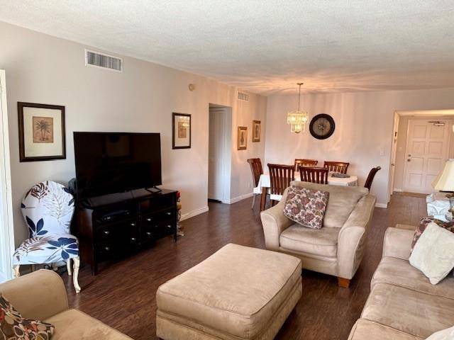 Pompano Beach, FL 33069,3250 N Palm Aire Dr #709
