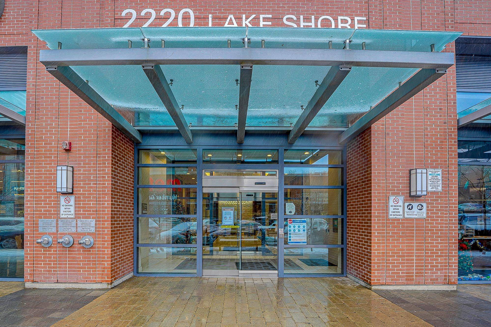 Toronto W06, ON M8V 0C1,2220 Lakeshore BLVD W #601