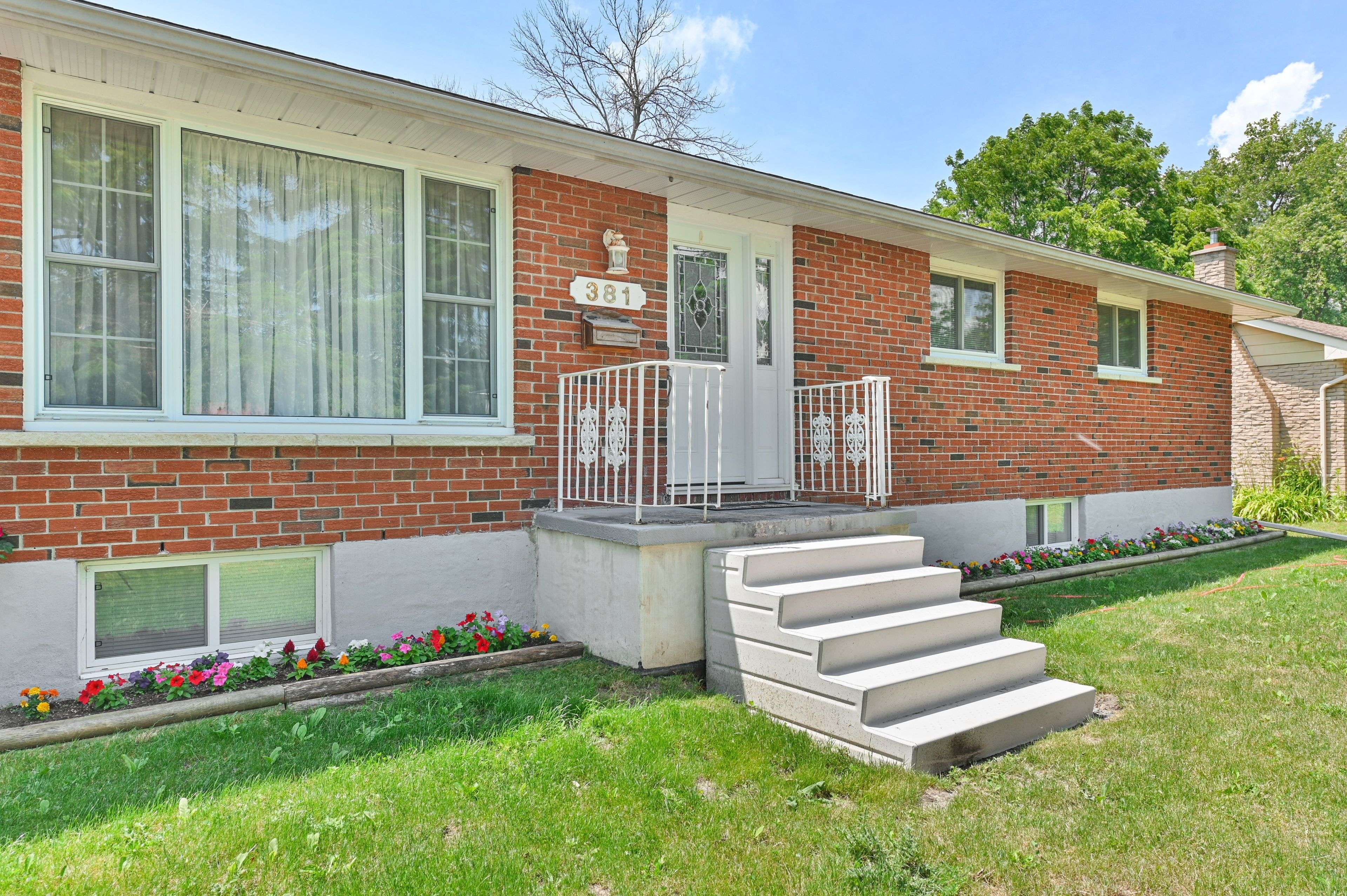 Quinte West, ON K8P 1A8,381 Montrose RD