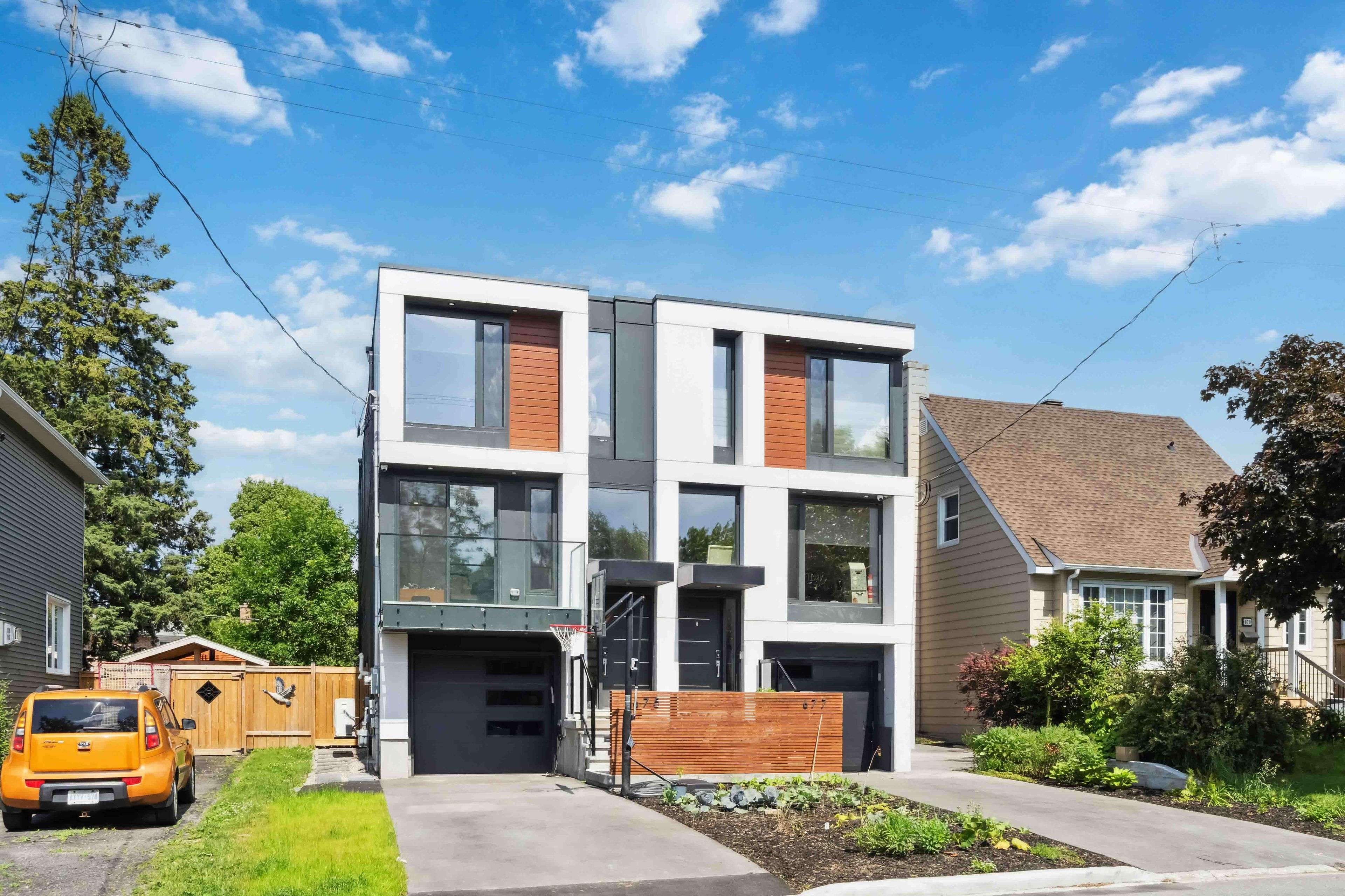 675 Cole AVE S, Carlingwood - Westboro And Area, ON K2A 2B8