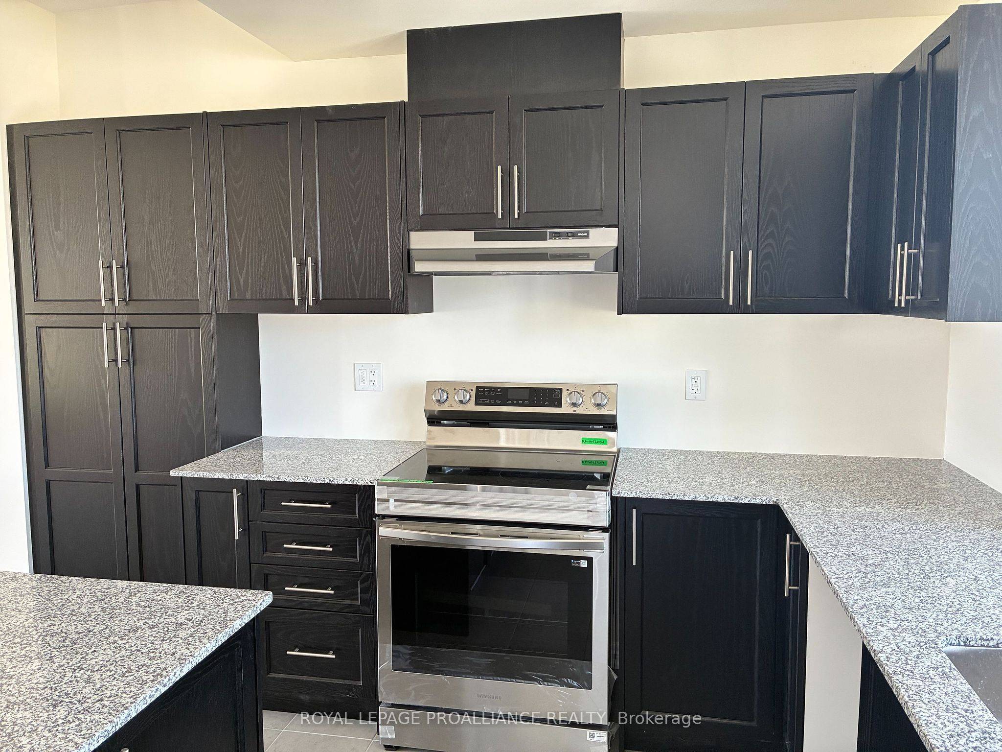 Quinte West, ON K0K 1L0,4 Larissa Park DR