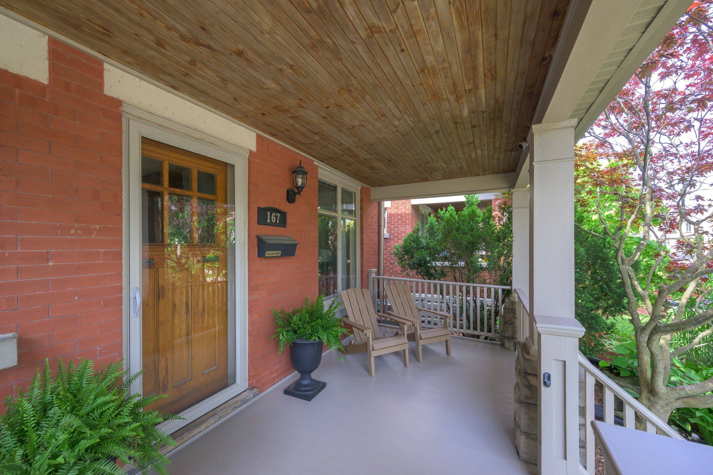 London South, ON N6C 1S3,167 Tecumseh AVE E