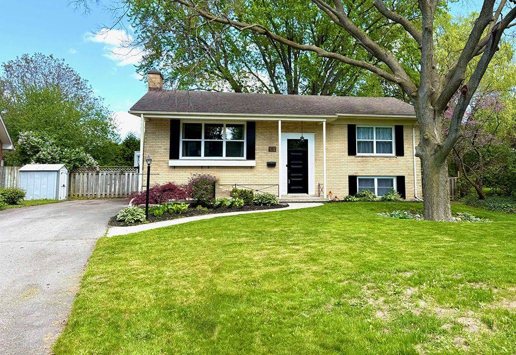 61 Mcleod CRES, London North, ON N5X 1S7