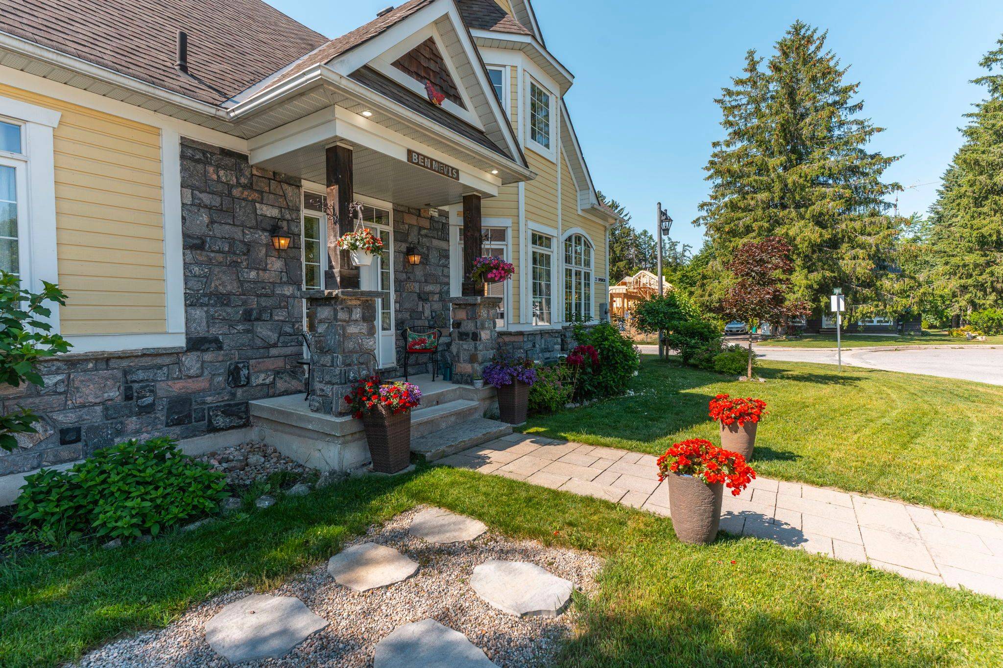 Bracebridge, ON P1L 0B7,23 Spencer ST