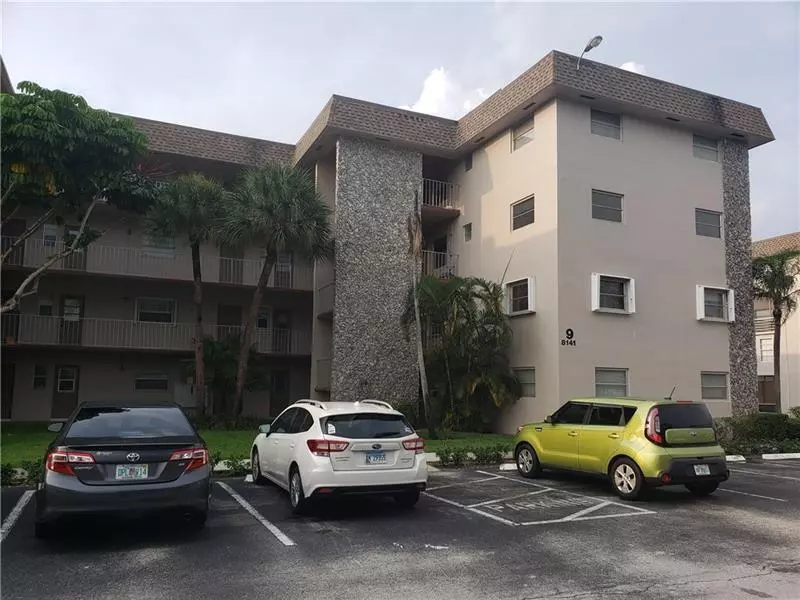 Davie, FL 33324,8141 SW 24th Ct #107