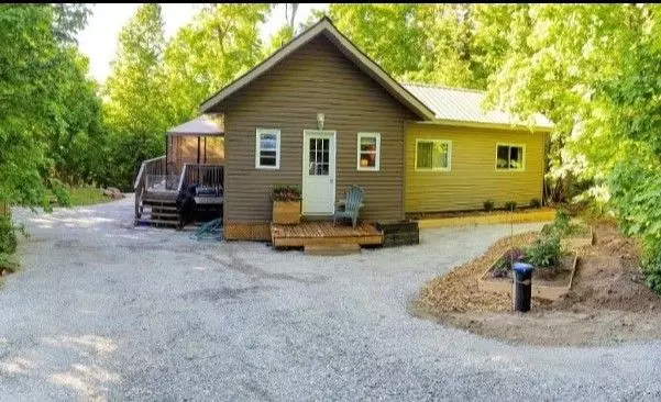 Algonquin Highlands, ON K0M 1J1,1145 Chelsea LN