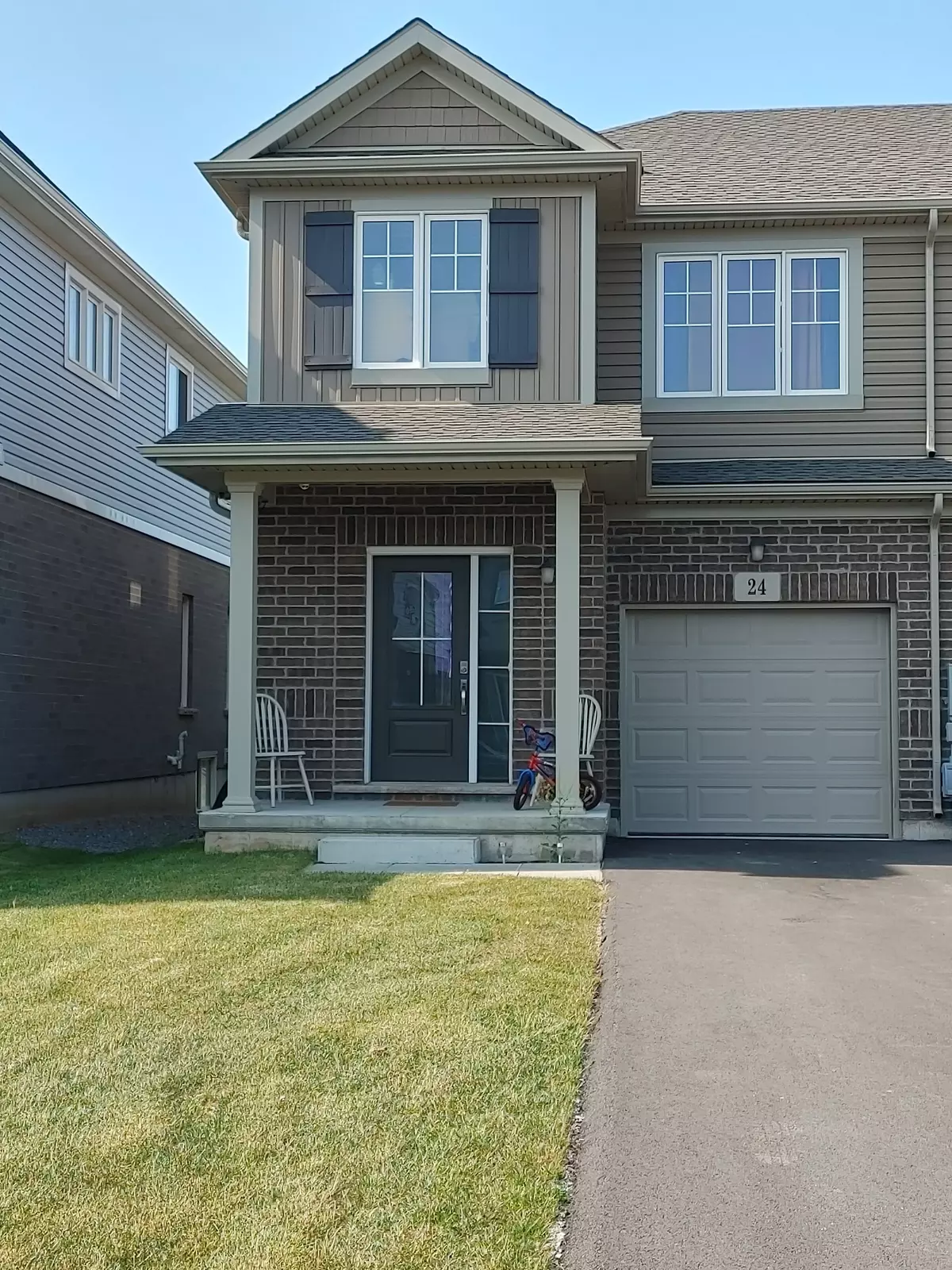 Welland, ON L3C 0H8,24 Sycamore ST