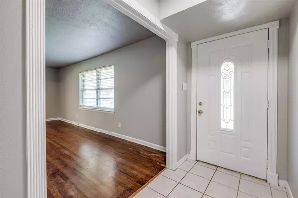 Dallas, TX 75224,3843 Holliday Road
