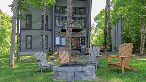 North Kawartha, ON K0L 1A0,144 Blue Heron LN