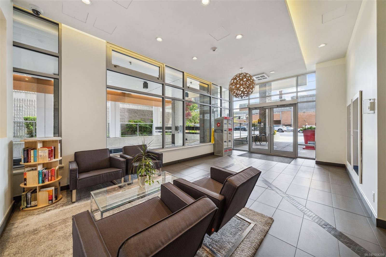 Victoria, BC V8W 1E4,838 Broughton St #409