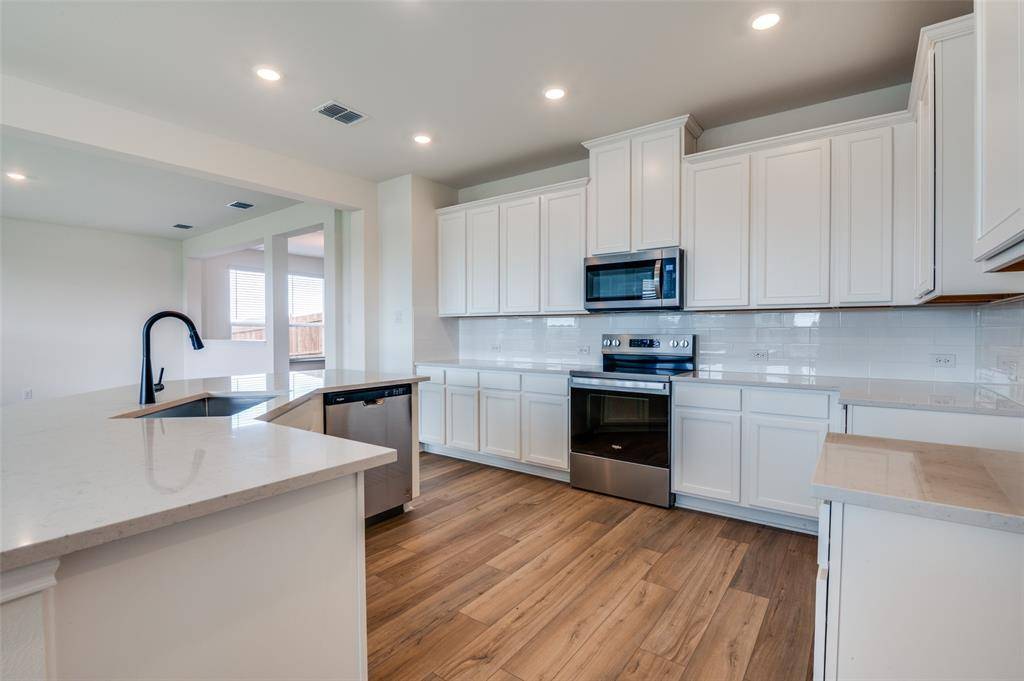 Seagoville, TX 75159,721 Saint Lawrence Drive