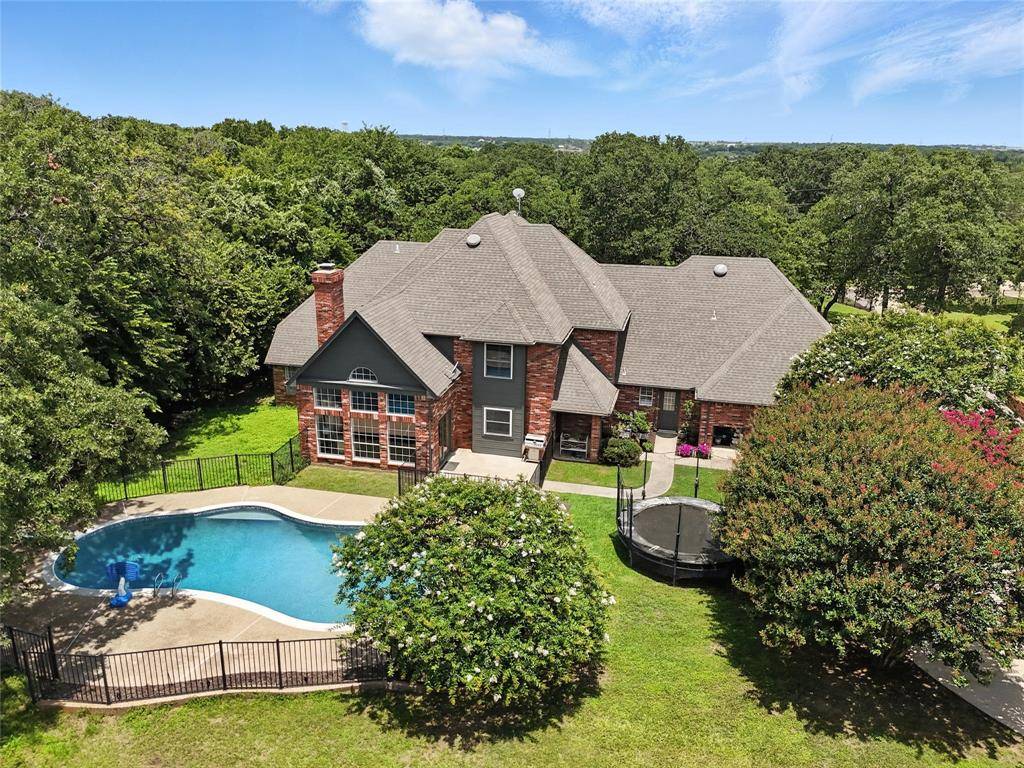 5708 Pecan Circle, Alvarado, TX 76009