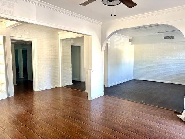 Irving, TX 75060,212 S Main Street