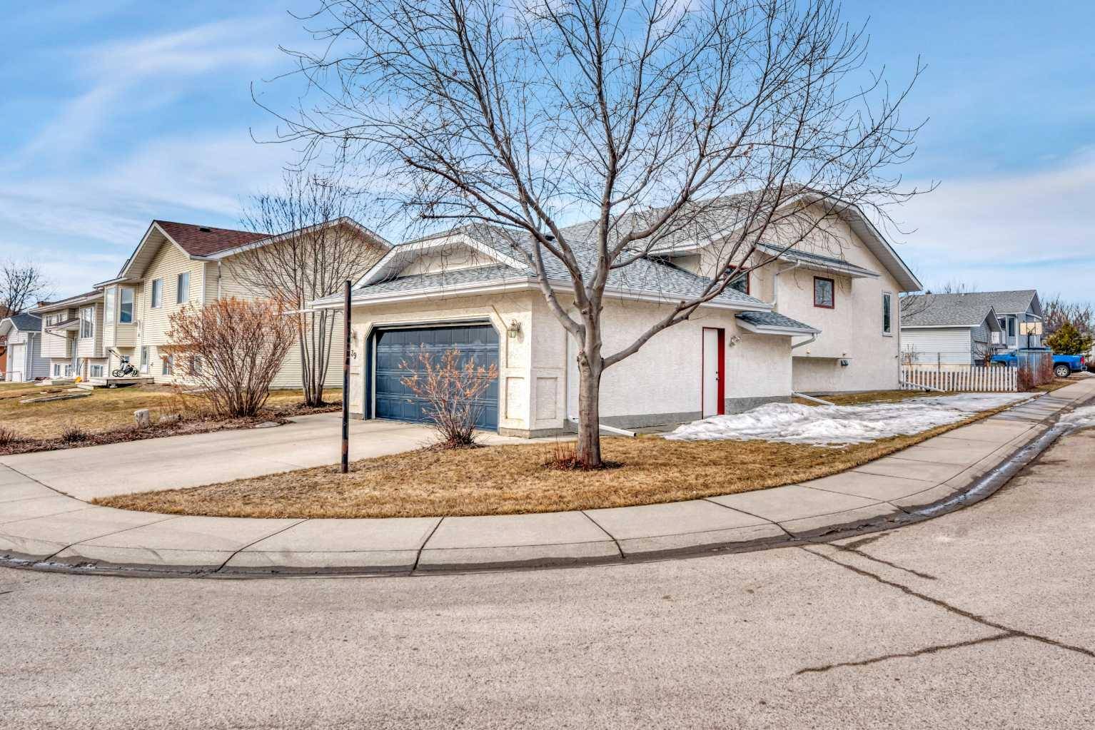 Strathmore, AB T1P 1L6,39 Greenview CRES