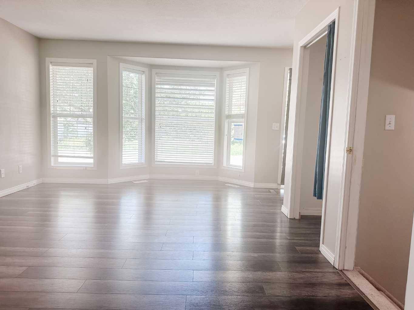 Fort Mcmurray, AB T9K 2J5,135 Bear Paw DR