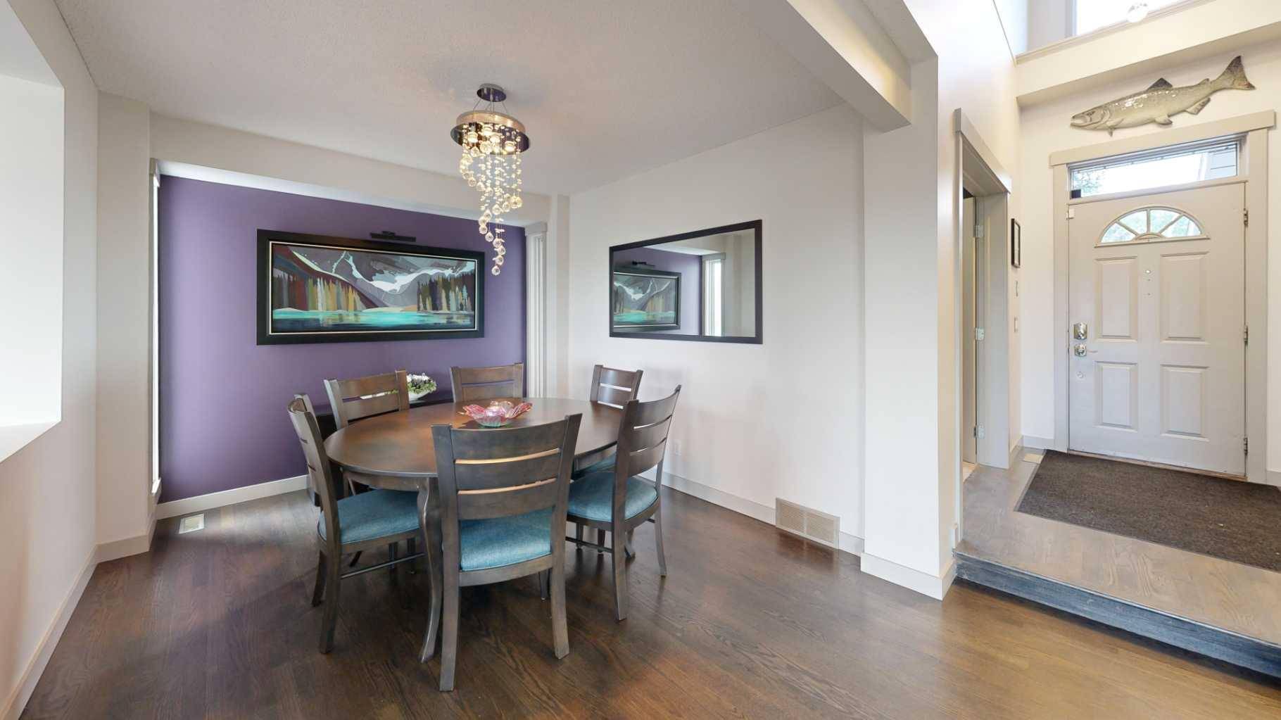 Calgary, AB T3H 2E8,24 Christie Park HL SW
