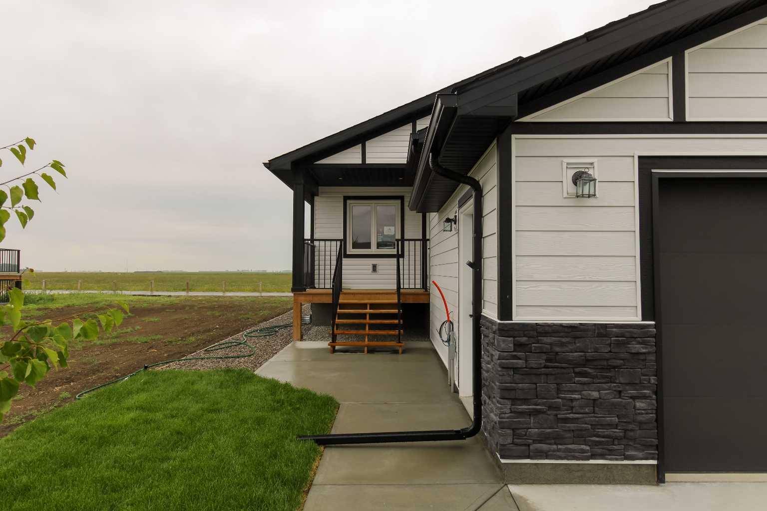 Coaldale, AB T1M 0E8,1937 Parkside WAY
