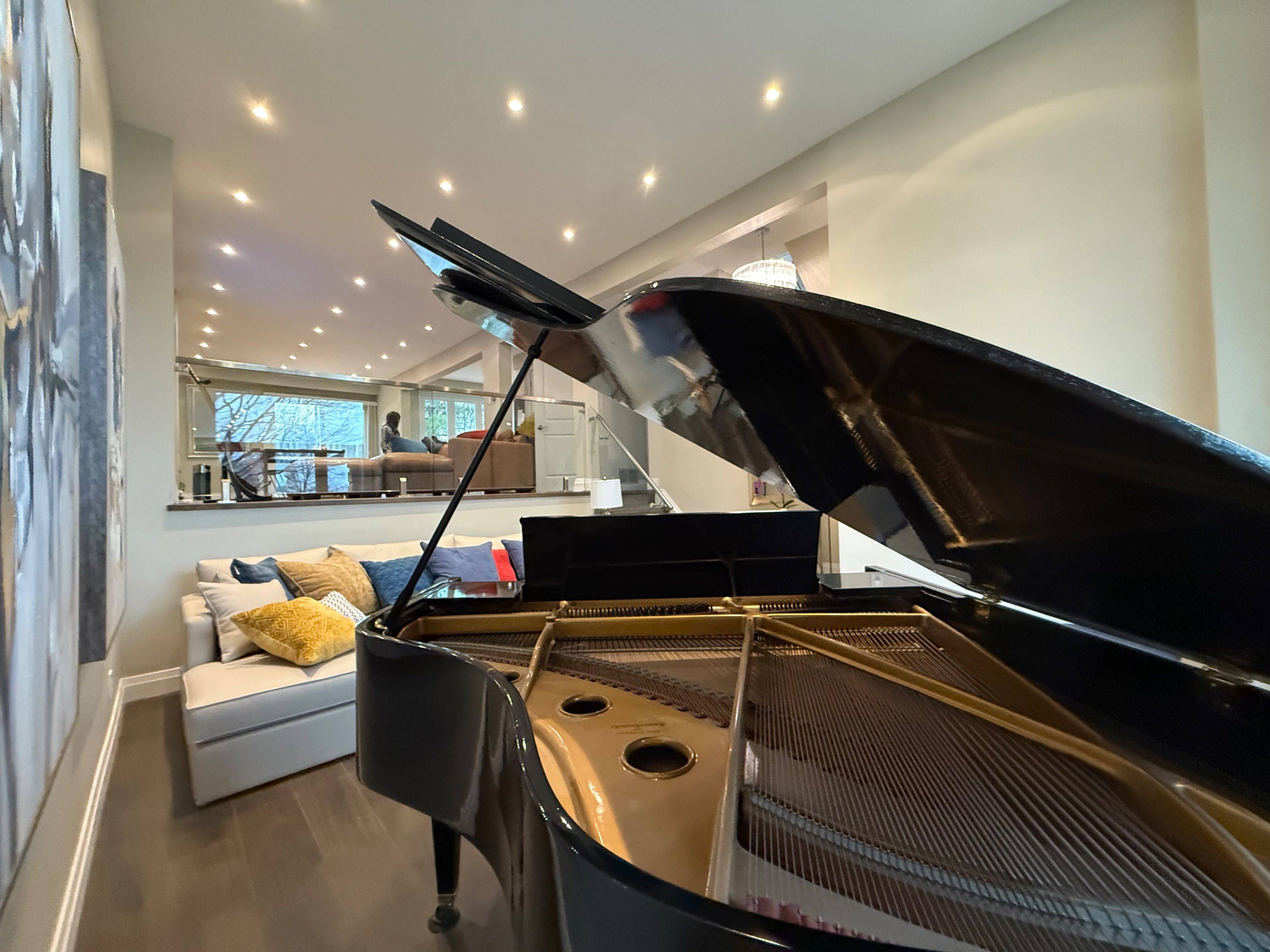 Markham, ON L3T 5J3,58 Holm CRES