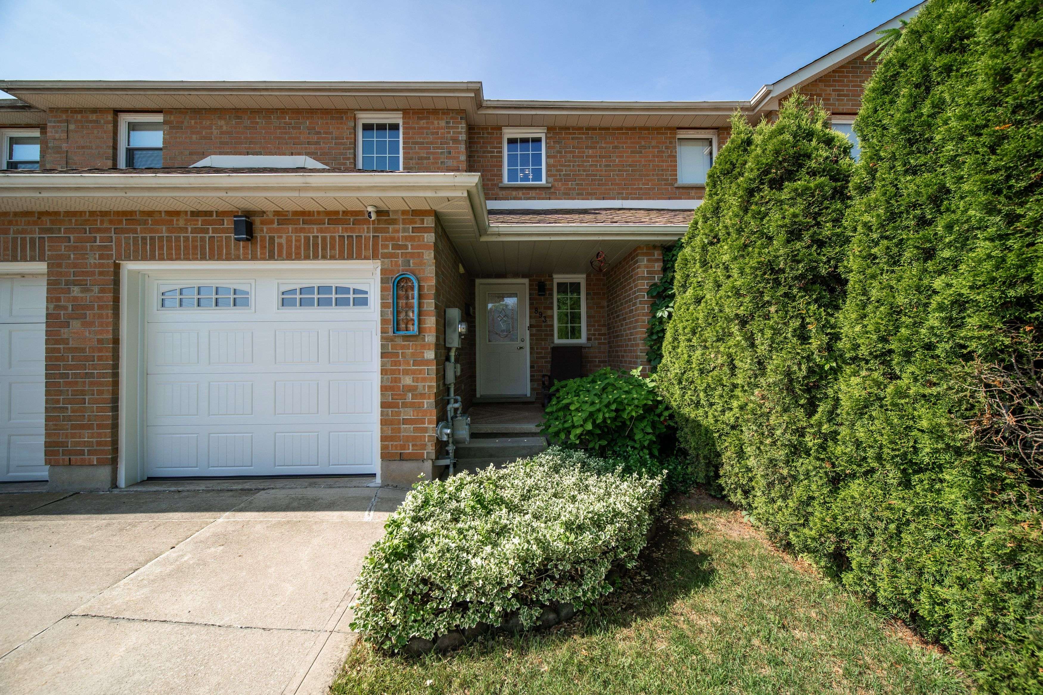 Owen Sound, ON N4K 6W6,893 25th A ST E