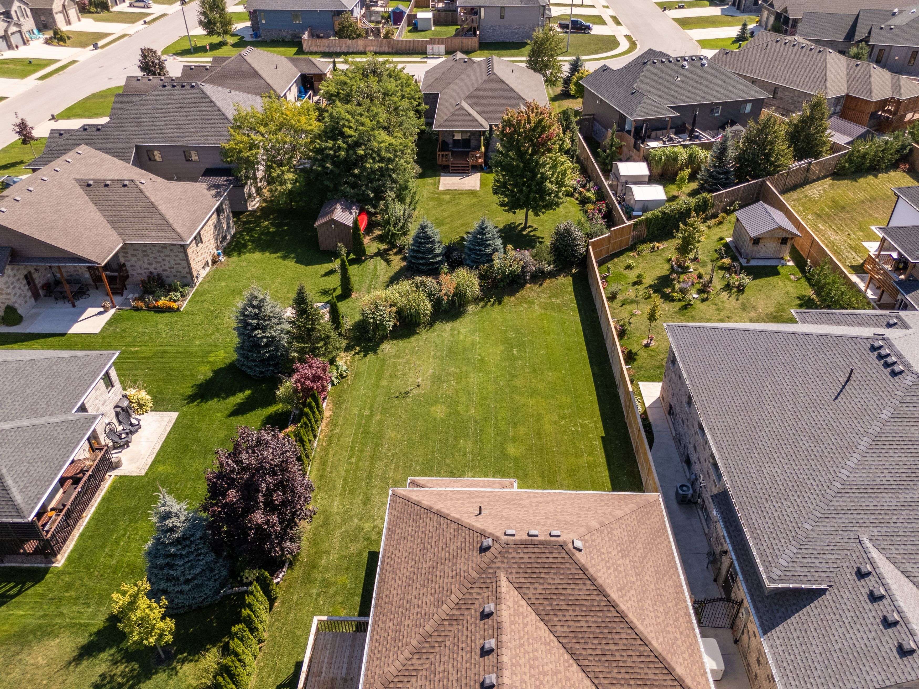 Saugeen Shores, ON N0H 2C1,439 Ridge ST
