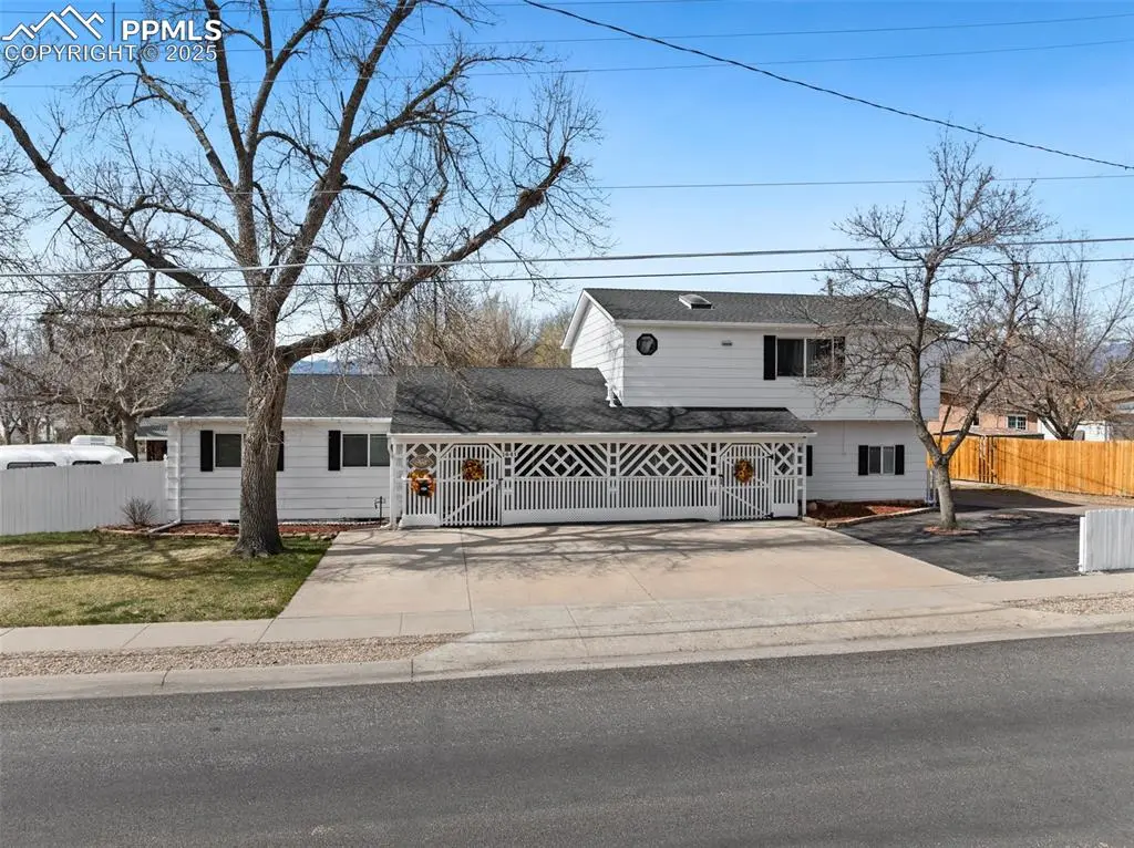 Colorado Springs, CO 80907,1641 Acacia DR