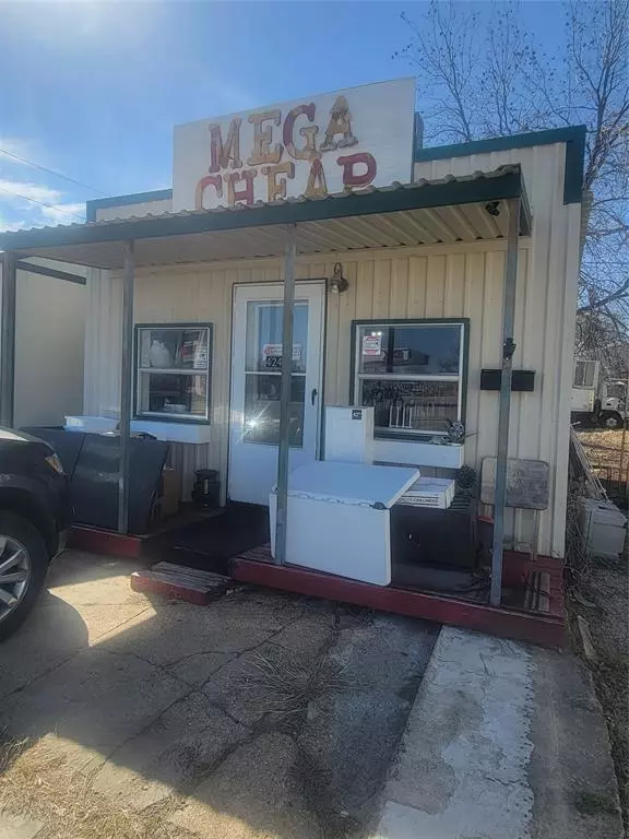 Graham, TX 76450,1041 Fourth