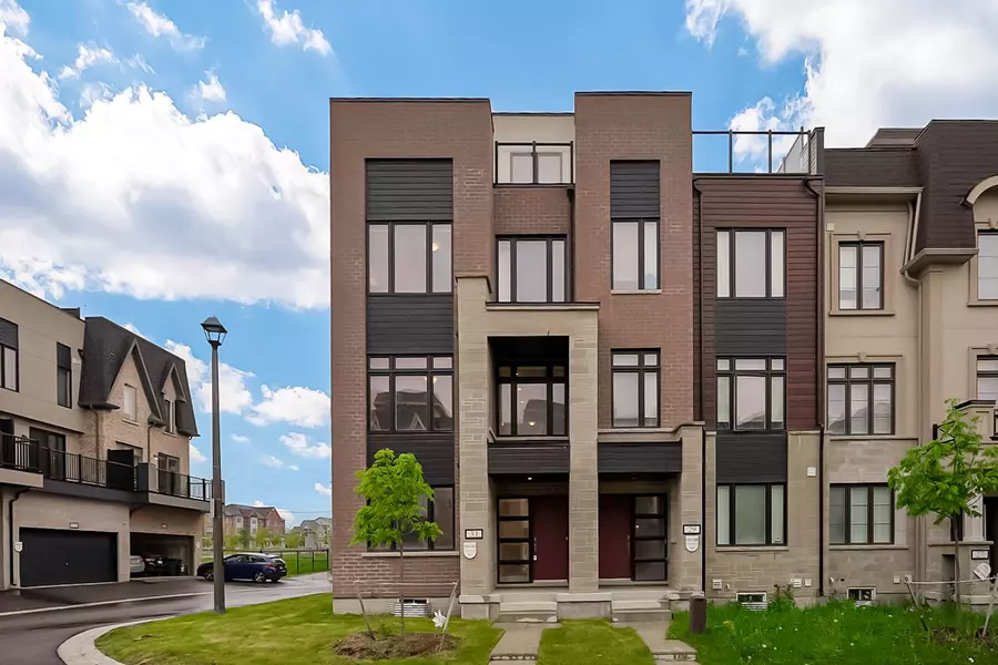 31 William Shearn CRES, Markham, ON L6C 3J3