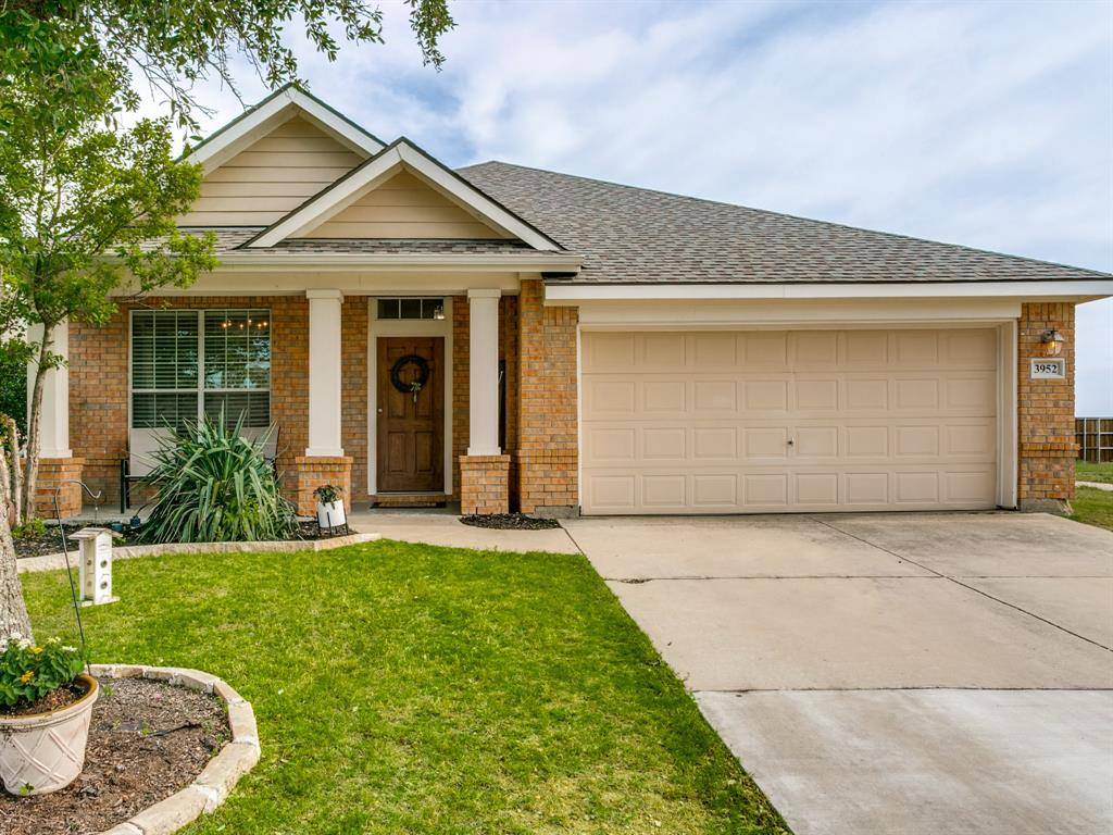 3952 Eaglerun Drive,  Fort Worth,  TX 76262