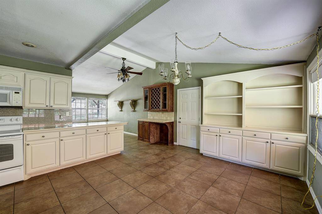 Farmers Branch, TX 75234,13350 Castleton Drive