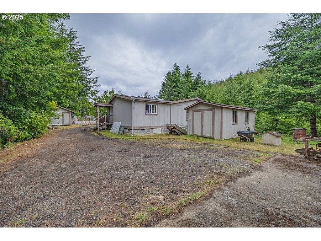 Coquille, OR 97423,56379 BAKER RD