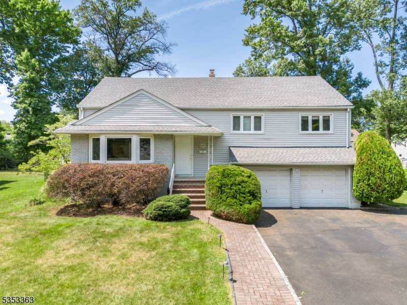 29 Janet Ln, Springfield Twp., NJ 07081