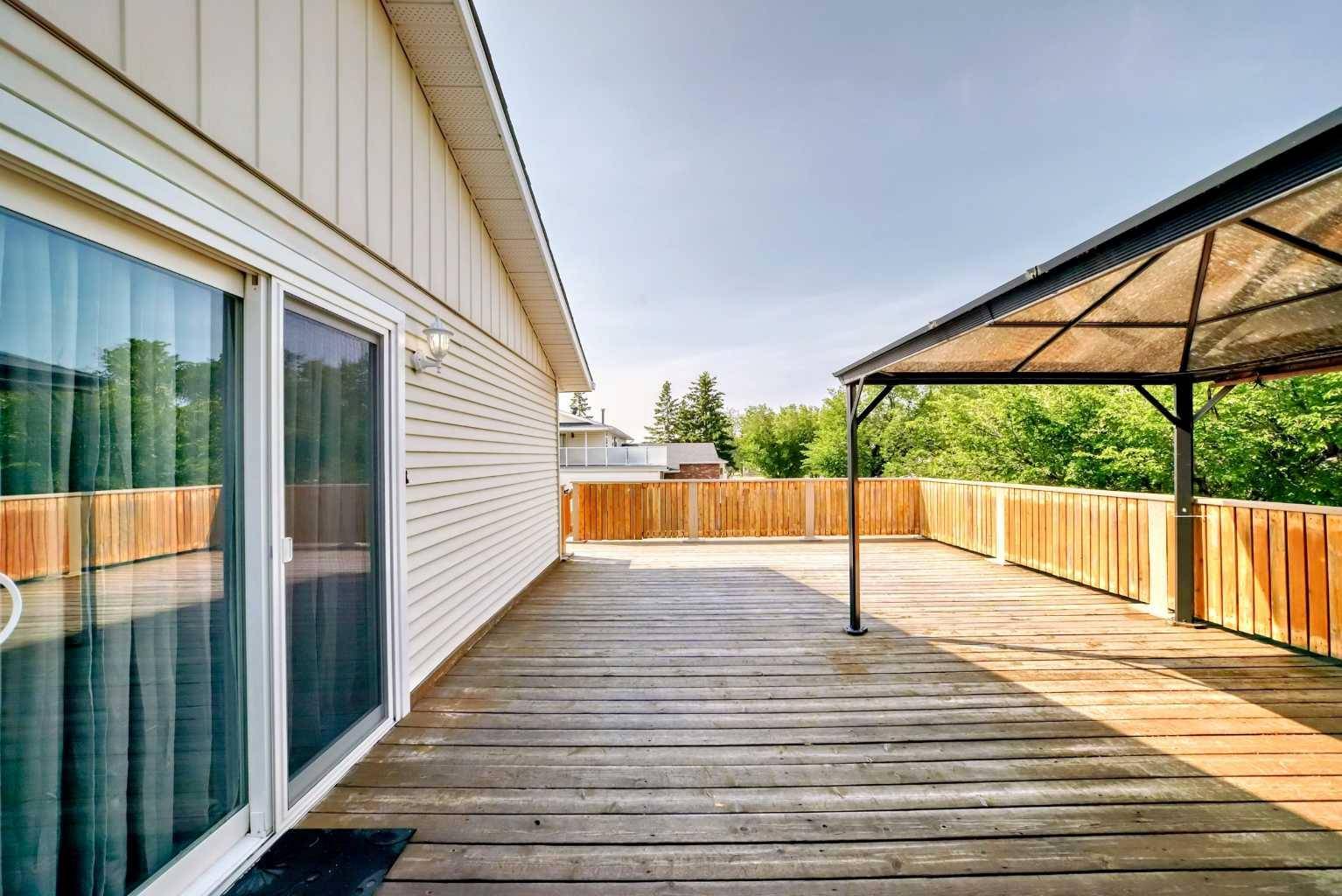 Calgary, AB T1Y5K4,4173 44 AVE Northeast
