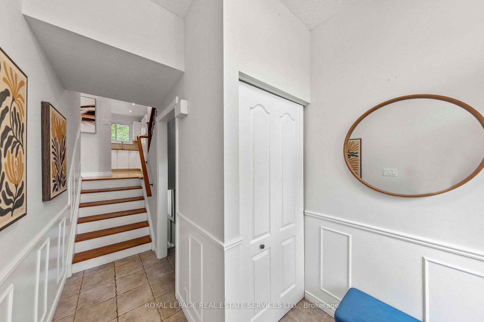 Oshawa, ON L1G 6P7,426 Camelot CT