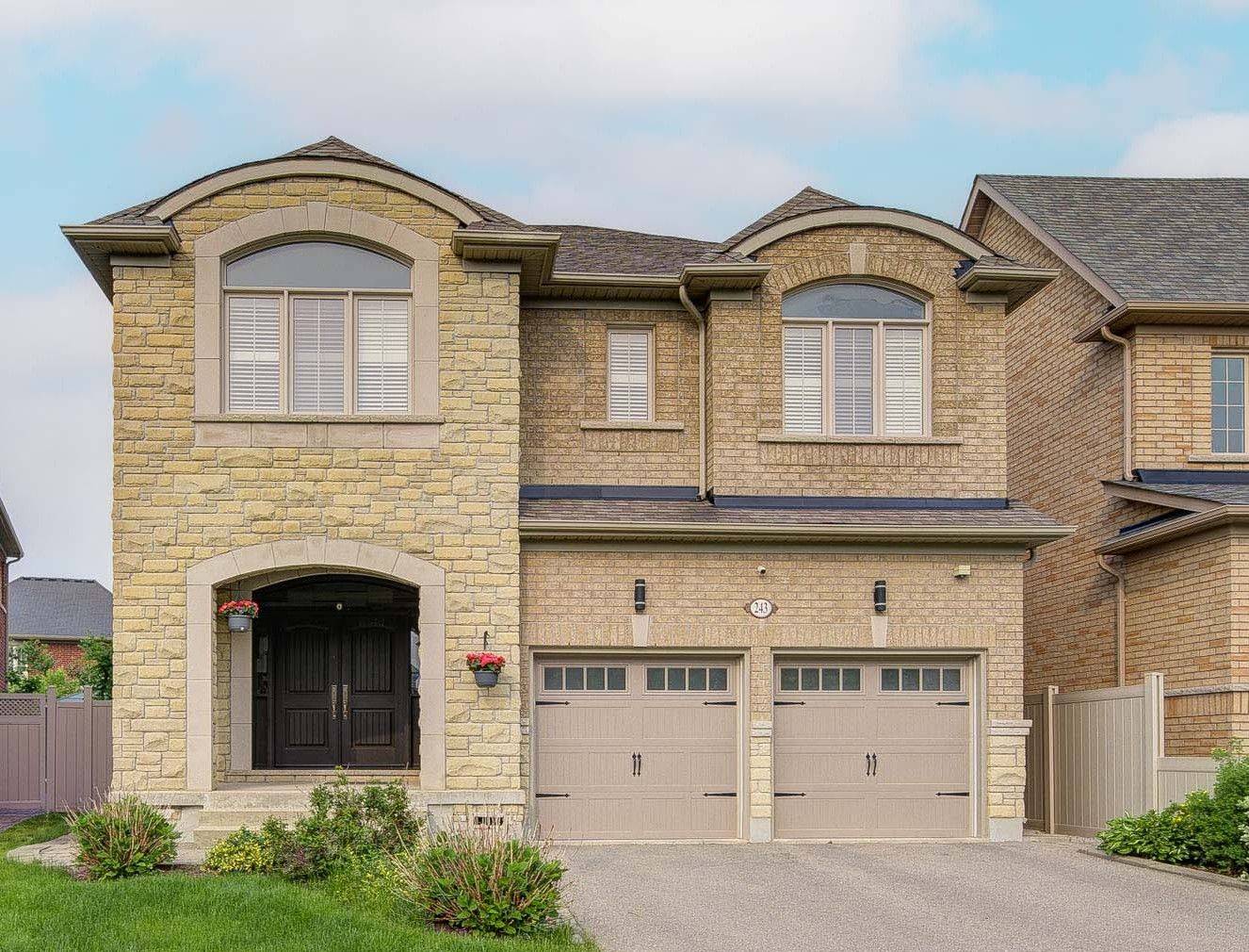 243 Israel Zilber DR, Vaughan, ON L6A 0L5