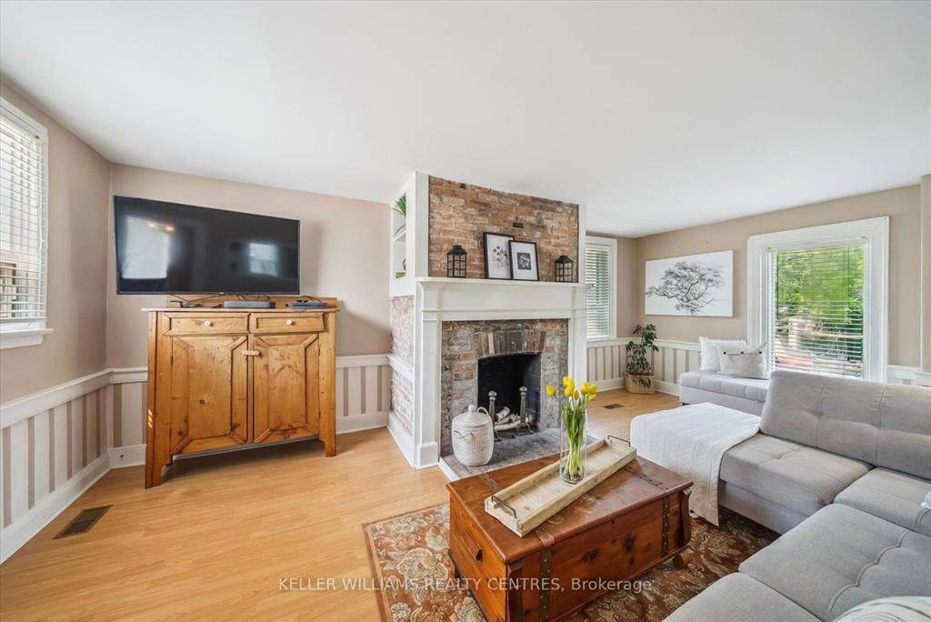 East Gwillimbury, ON L9N 1L1,19277 Yonge ST